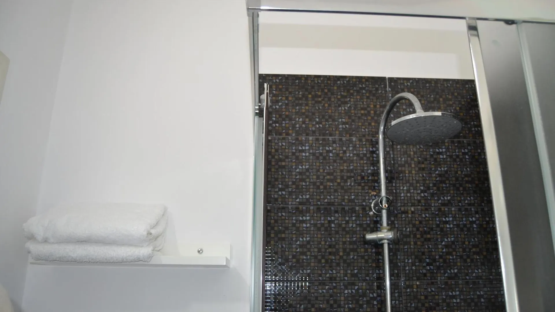 Resort Kodra E Godenve Hotel Vile-Ballaj