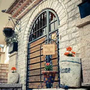 Hotel Domino, Gjirokastër
