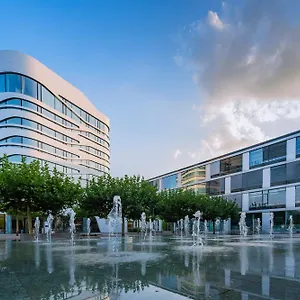 Campus At , Planegg Germania