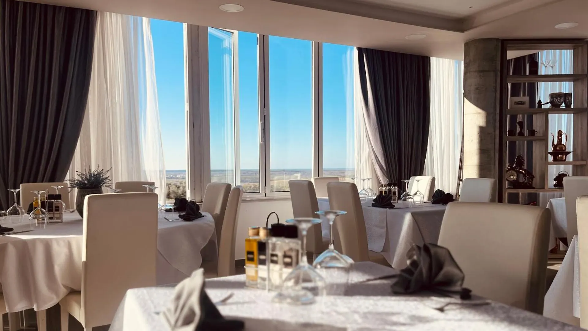 Kodra E Godenve Hotel Vile-Ballaj Resort