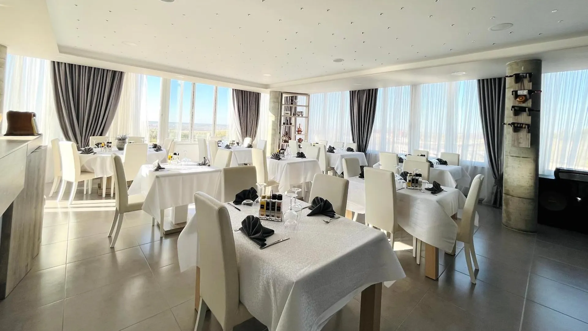 Kodra E Godenve Hotel Vile-Ballaj 0*,