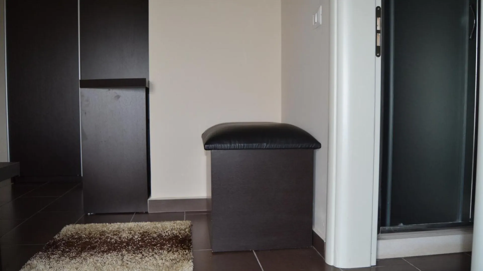Kodra E Godenve Hotel Vile-Ballaj